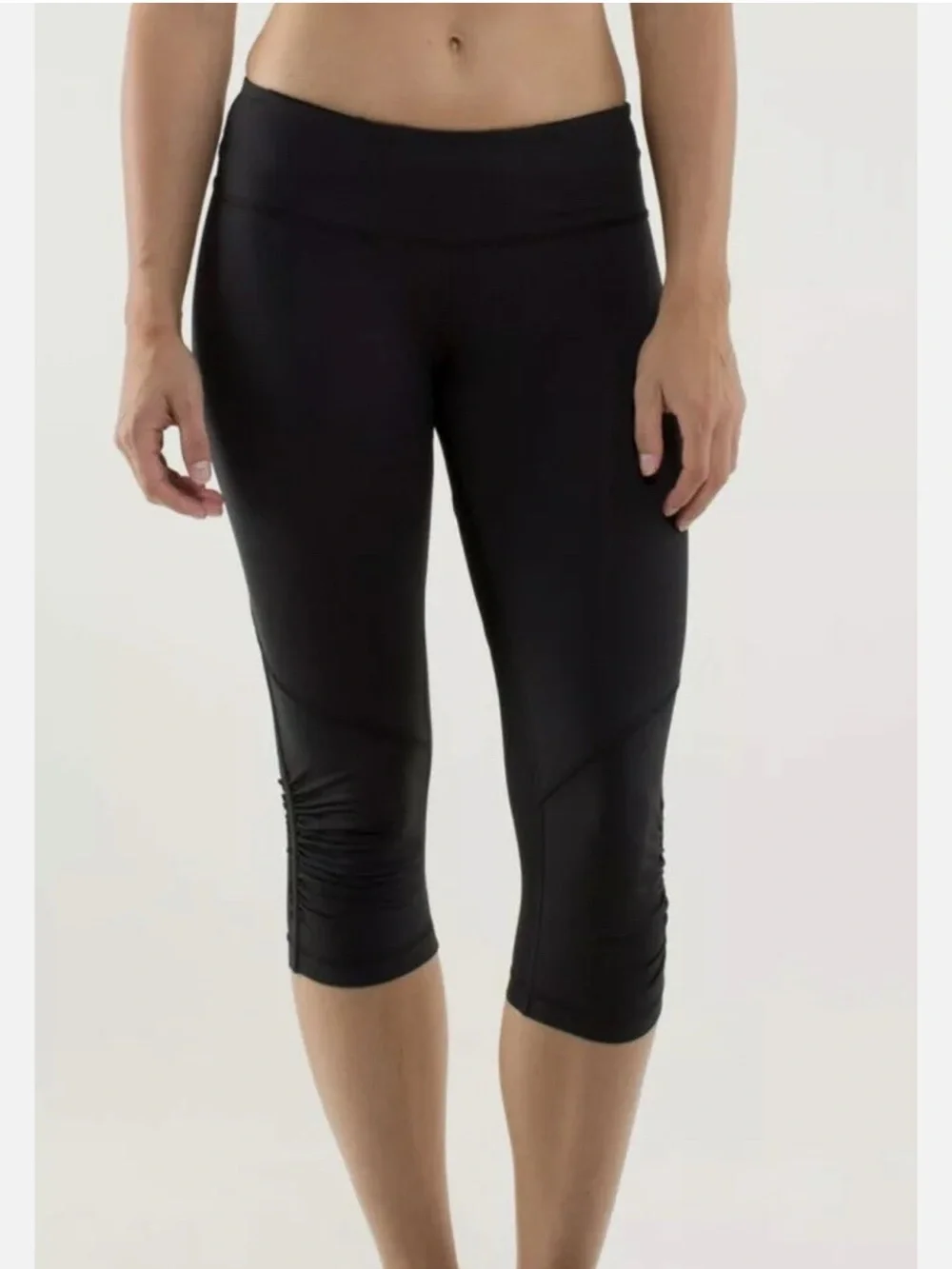 Lululemon‎ knee capri black